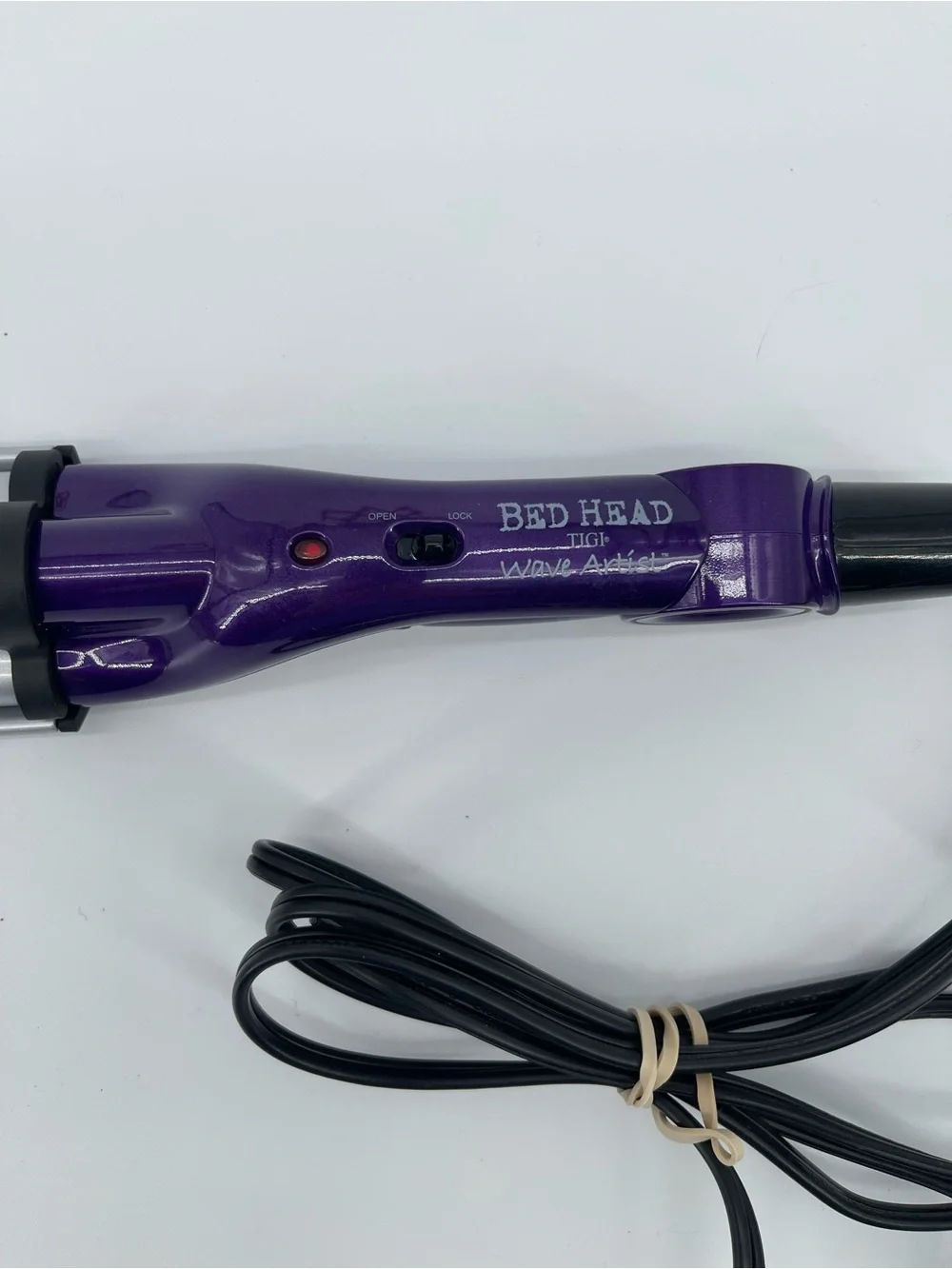 BedHead Wave Artist TIGI Hair Crimper Get your beach hair!!!
